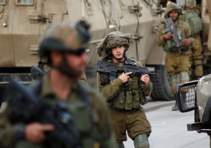 الاحتلال يعتقل 16 مواطنا من الضفة الغربية
