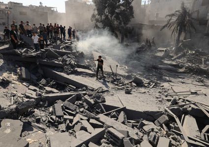 6 شهداء في قصف الاحتلال لوسط قطاع غزة وخان يونس