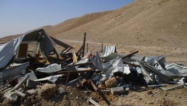 الاحتلال يهدم محليين تجاريين في حوسان غرب بيت لحم