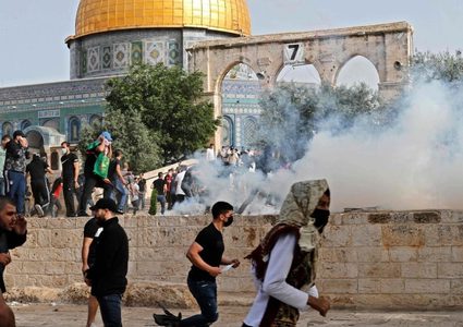 مفتي القدس يحذر من اعتداءات الاحتلال بحق الأماكن المقدسة