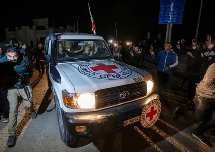 الإعلام العبري:بدء مفاوضات قطر بشأن تبادل الأسرى والمحتجزين بين إسرائيل وحماس