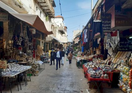 الاحتلال يمنع دخول قائمة من المواد الخام إلى السوق الفلسطينية تزيد على 100 مادة