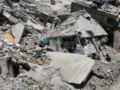 صور تظهر حجم الدمار في مدينة خانيونس جنوب قطاع غزة