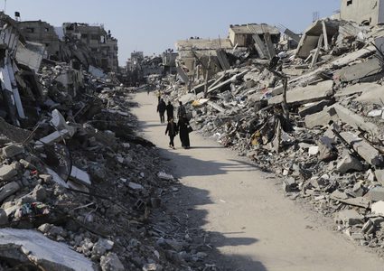 284 يوما للحرب: استمرار القصف يودي بحياة المئات في غزة وسط تصاعد غير مسبوق للعنف