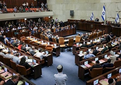 الكنيست يصادق على تمديد الخدمة النظامية للجنود إلى 36 شهرا