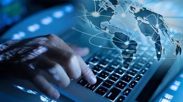 خلل تقني عالمي يؤثر على عمل مطارات وموانئ ومستشفيات في العالم