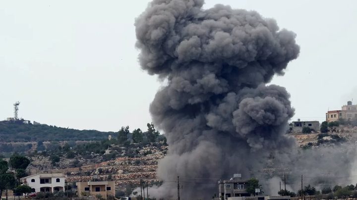 حزب الله يقصف مواقع إسرائيلية ويعلن استشهاد أحد مقاتليه