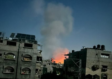 6 شهداء ومصابون اثر غارة استهدفت منشأة تؤوي نازحين في خان يونس