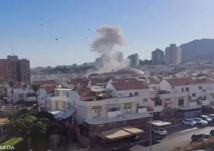 صحيفة إسرائيلية: توقف العمل كليا بميناء إيلات