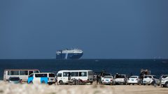 التصعيد بين إسرائيل والحوثيين يزيد من مخاوف مصر حيال إيرادات قناة السويس