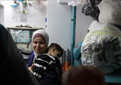 "الصحة العالمية" تنقل 15 من أطفال غزة إلى إسبانيا لتلقي رعاية طبية عاجلة