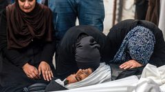 شهداء وجرحى في غارات إسرائيلية على غزة وخان يونس