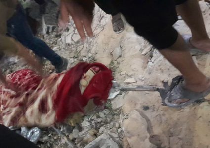 4 شهداء في قصف الاحتلال منزلًا لعائلة "القطشان" جنوب مخيم النصيرات، فيما لا تزال عملية البحث عن شهداء وجرحى تحت الأنقاض مستمرة