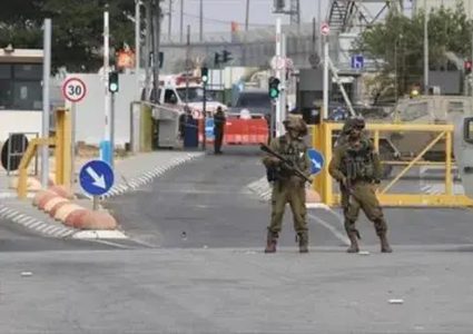 قوات الاحتلال تشدد من إجراءاتها العسكرية شرق نابلس