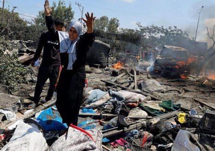 296 يوما للحرب قصف متواصل أربع مجازر و41شهيدًا خلال 24 ساعة