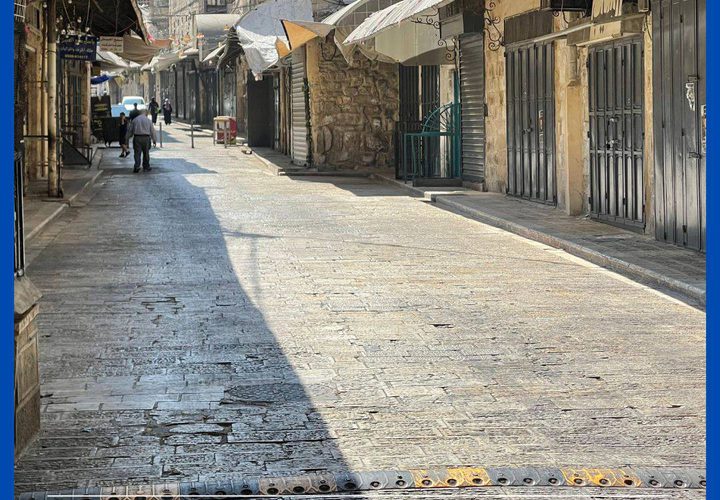 إضراب شامل في نابلس حدادا على أرواح شهداء مخيم بلاطة