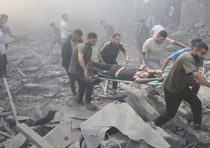 انتشال جثامين 5 شهداء من محيط مدرسة الفردوس غرب مدينة رفح