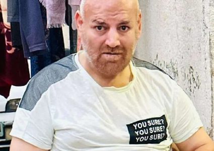 العثور على شهيد من ذوي الإعاقة أعدمه الاحتلال في منزله شرق خان يونس