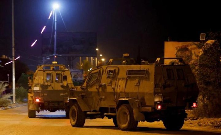 الاحتلال يعتقل 35 مواطنا من الضفة الغربية