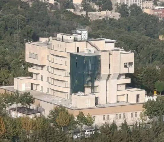 نيويورك تايمز: جرى اغتيال هنية بقنبلة زرعت بالغرفة قبل شهرين