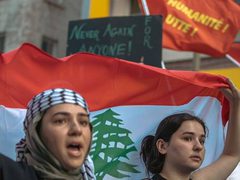 تواصل التظاهرات في مدينة مونتريال الكندية دعماً لفلسطين وغزة