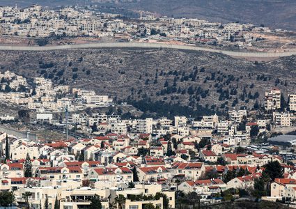 فايننشال تايمز: القتال مع حزب الله أدى لأكبر عملية إجلاء بإسرائيل منذ 70 عاما