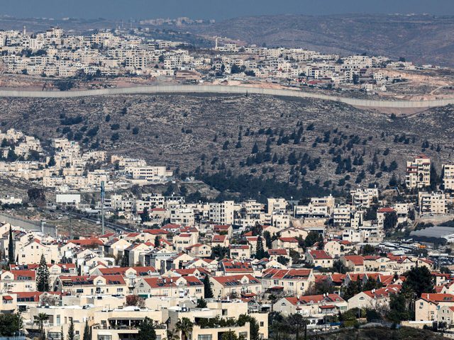 فايننشال تايمز: القتال مع حزب الله أدى لأكبر عملية إجلاء بإسرائيل منذ 70 عاما