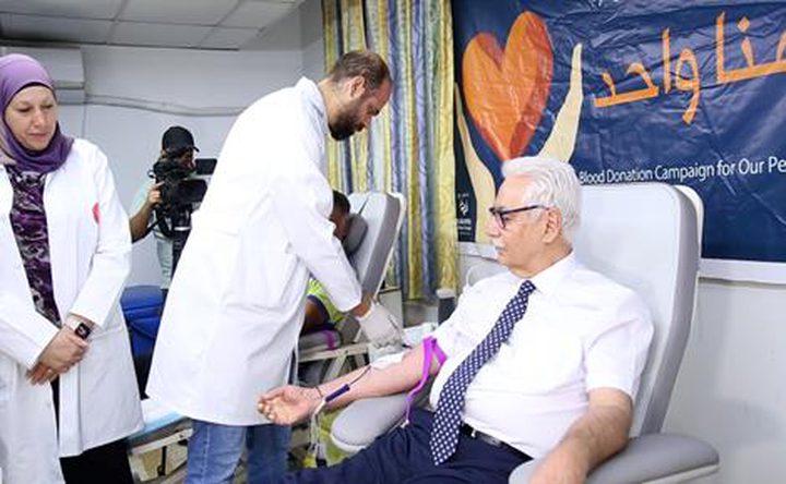 ‎"الصحة" تطلق حملة للتبرع بالدم لأبناء شعبنا في قطاع غزة بعنوان: "دَمُنا واحد "