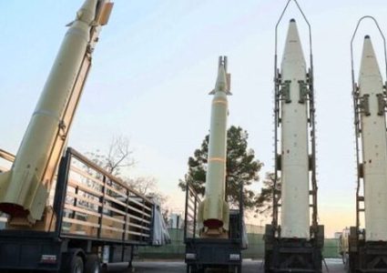 "فايننشال تايمز": حيفا تترقّب بقلق انتقام إيران وحزب الله