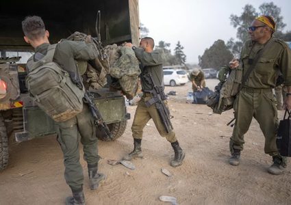 يديعوت أحرنوت: 10,000 جندي إسرائيلي بين قتيل و مصاب خلال حرب غزة