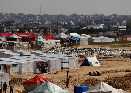 فتوح يدين قصف الاحتلال خيم النازحين والمستشفيات