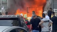 الاحتلال يتسبب باحتراق محل تجاري في مخيم شعفاط شمال القدس