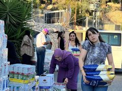 حشود أهالي الناصرة تتواصل في التبرع لأهالي قطاع غزة