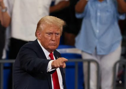 ترامب: قريبون جدا من حرب عالمية