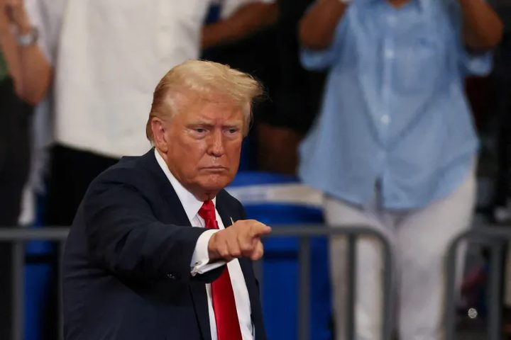 ترامب: قريبون جدا من حرب عالمية