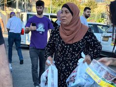 حشود أهالي الناصرة تتواصل في التبرع لأهالي قطاع غزة