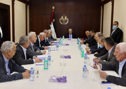 اللجنة المركزية لحركة فتح: تشكيل لجنة لتعميق وحدة الصف ودعوة لوقف العدوان