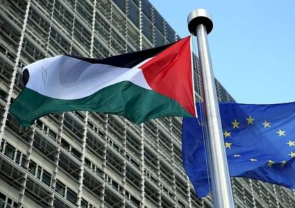 الاتحاد الأوروبي يقدم 43 مليون يورو لرواتب السلطة الفلسطينية