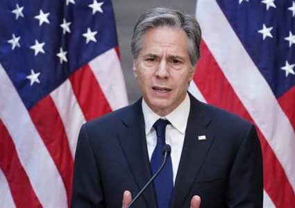 وزير الخارجية الأمريكي يدرس الانضمام لمفاوضات وقف إطلاق النار بغزة