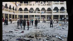 310 يوم للحرب: مجازر دامية و133 شهيداً في 24 ساعة بينهم 93 بمصلى مدرسة التابعين