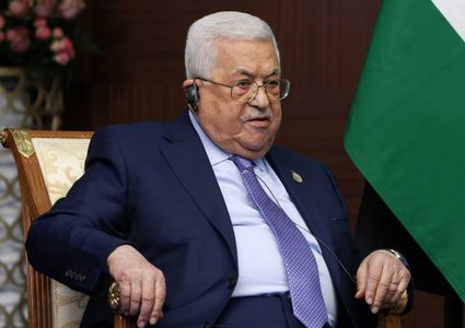 الرئيس عباس في موسكو غدا