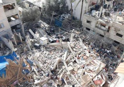 شهيدان ومصابون بقصف للاحتلال على مدينة غزة