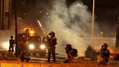 إصابات بالاختناق خلال مواجهات مع الاحتلال في مخيم العروب شمال الخليل