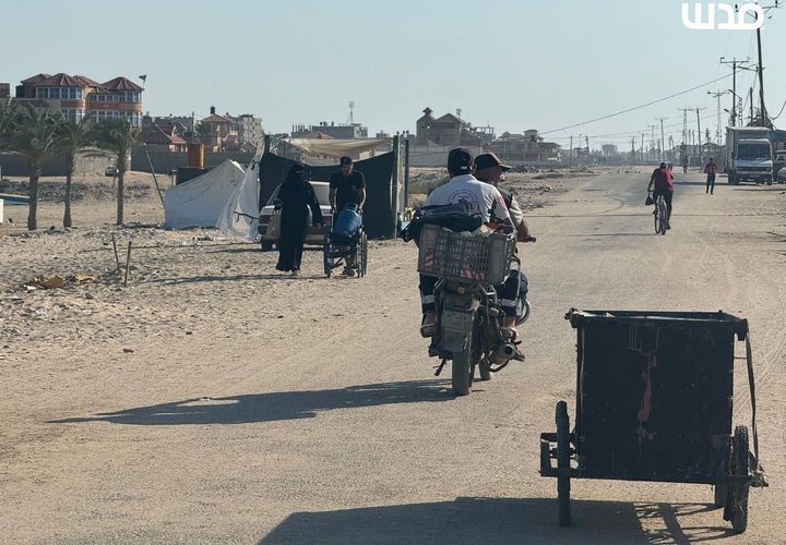 تواجد خجول للنازحين في مواصي رفح؛ بسبب قربها من مناطق توغل جيش الاحتلال في رفح