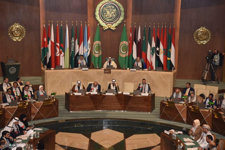 البرلمان العربي: اقتحام وزيرين من الاحتلال للأقصى يمثل انتهاكا صارخاً للقانون