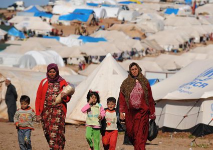 أبو هولي يبحث مع مسؤولة ألمانية التحديات التي تواجه اللاجئين والأونروا