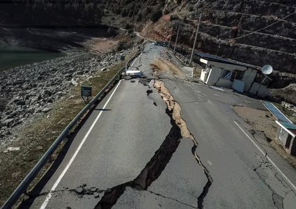 مركز الزلازل في جامعة النجاح: زلزال متوسط بقوة 4.8 درجة يضرب غرب سوريا قبل ساعة
