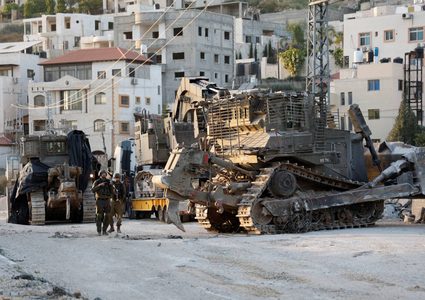 الاحتلال يقتحم مدينة طولكرم وضاحية ذنابة شرقا