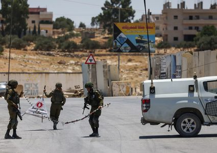 قوات الاحتلال تقتحم بلدة تقوع