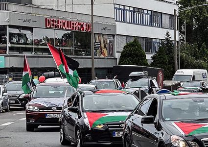 مسيرة مركبات بمدينة بريمن الألمانية تنديدا باستمرار مجازر الاحتلال في غزة